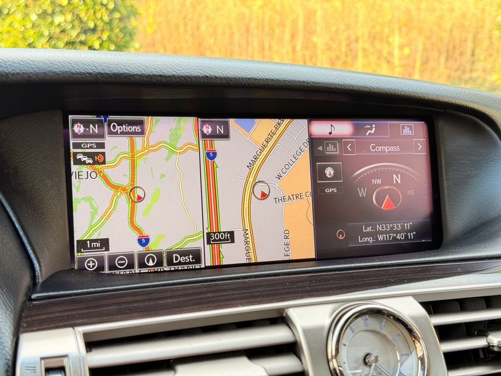 Used 2015 Lexus LS 460 w/ Comfort Package image 14