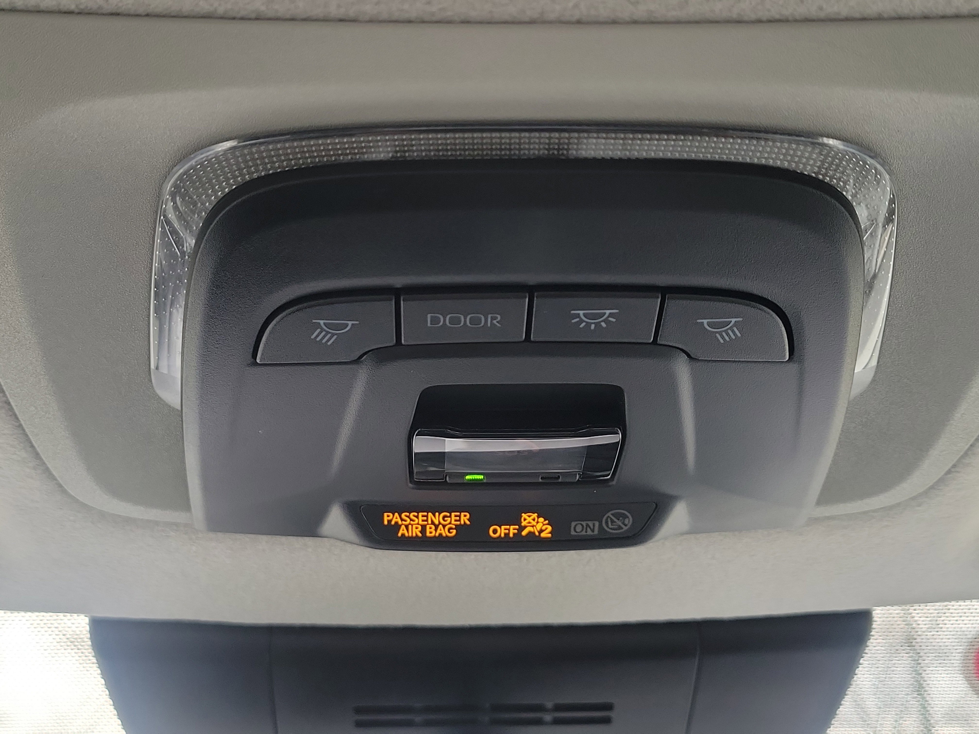 Used 2024 Toyota Corolla Cross L image 33