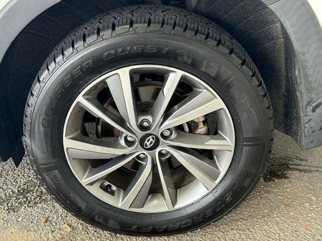 Used 2020 Hyundai Santa Fe SEL w/ Convenience Package FWD image 5