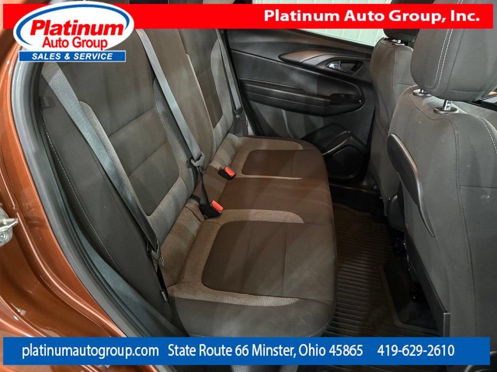 Used 2021 Chevrolet TrailBlazer LT FWD image 36