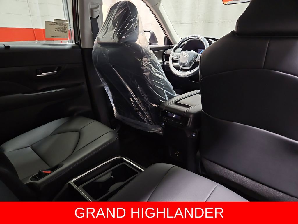 New 2026 Toyota Grand Highlander AWD image 26