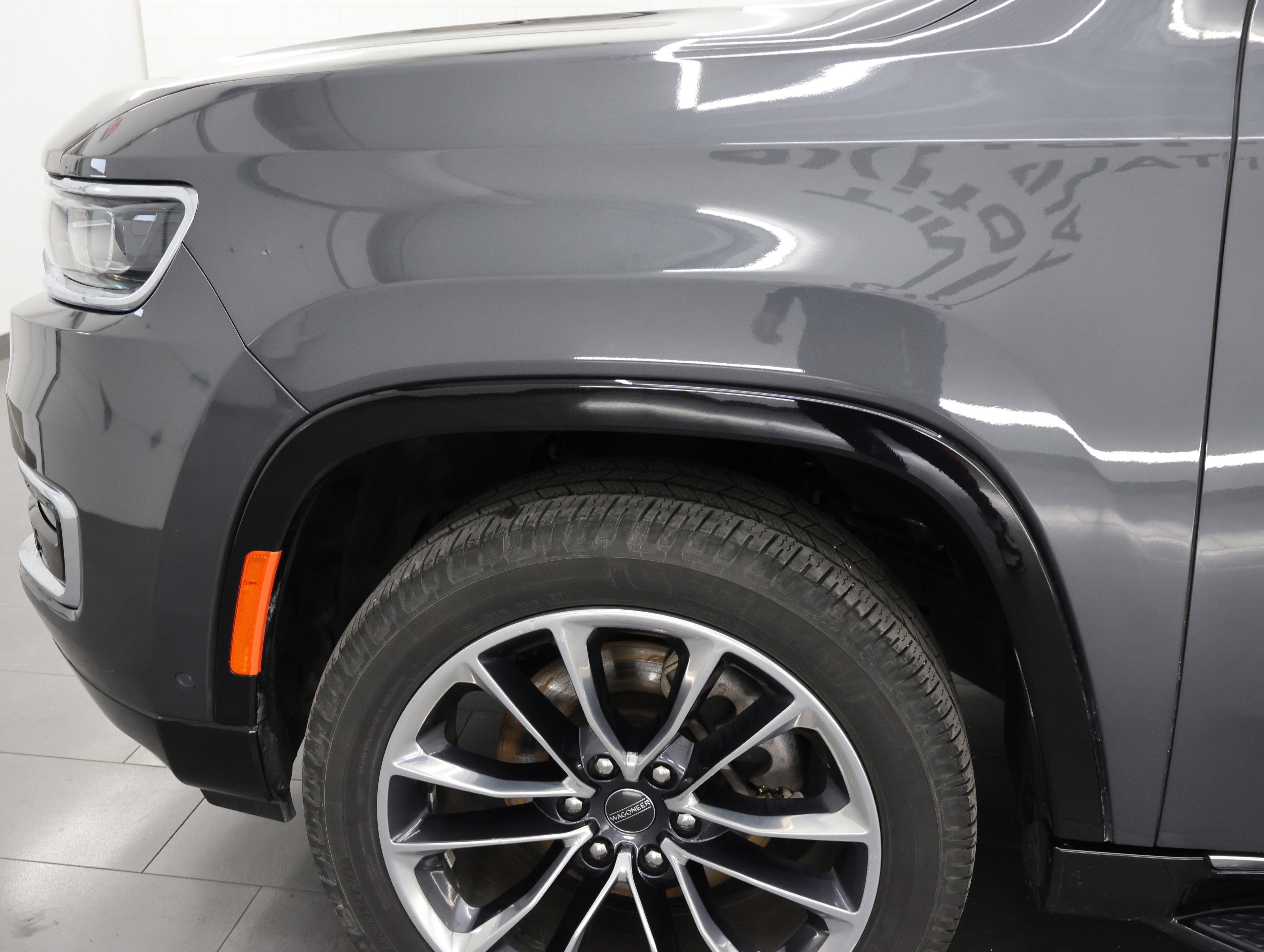 Used 2022 Jeep Wagoneer Series II w/ Premium Group I AWD/4WD image 33
