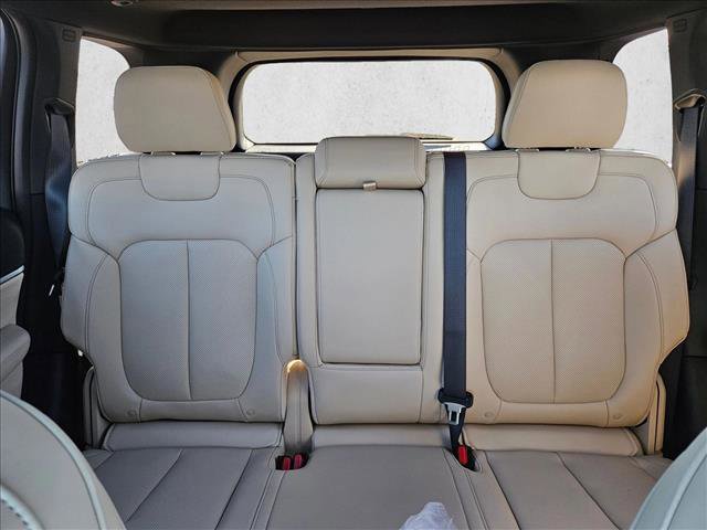 New 2025 Jeep Grand Cherokee Limited image 15