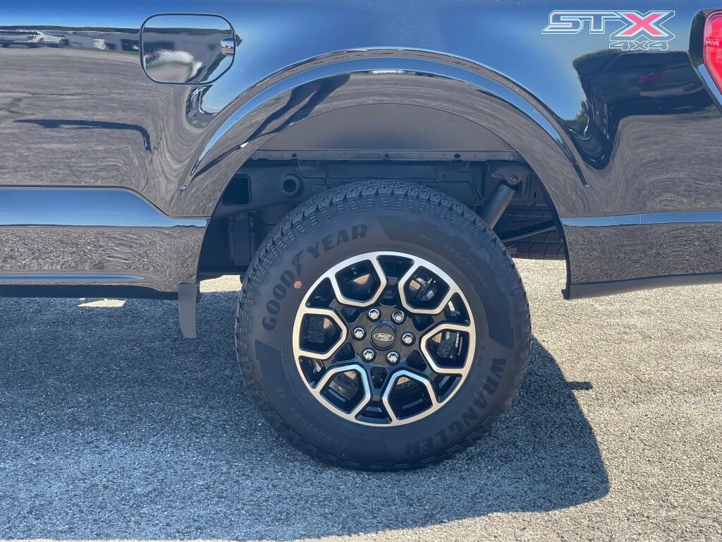 Certified 2023 Ford F150 XL w/ STX Appearance Package AWD/4WD image 32
