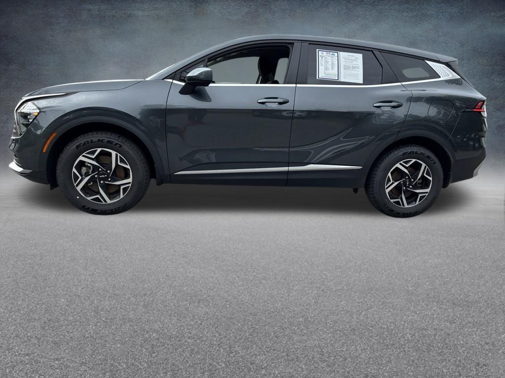 Used 2023 Kia Sportage LX AWD/4WD image 2
