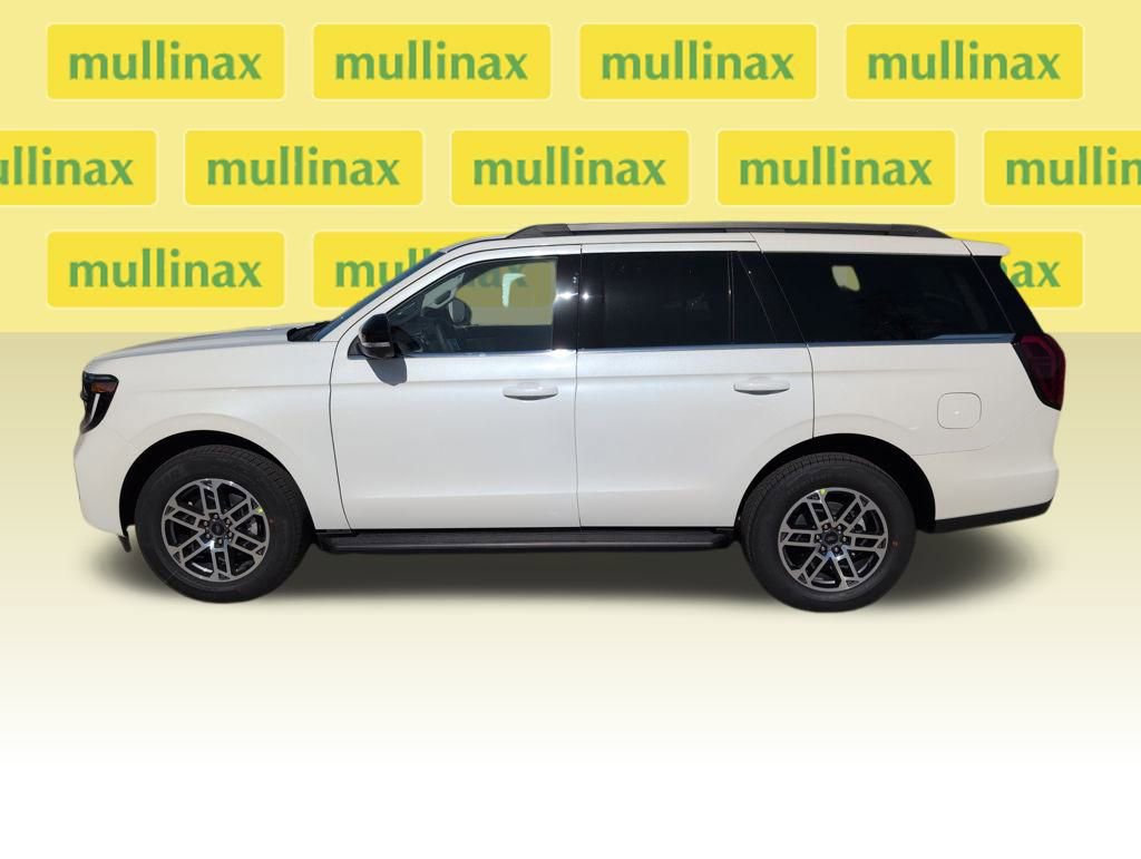 New 2026 Ford Expedition Active image 11