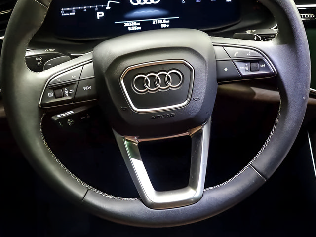 Used 2024 Audi Q8 Premium w/ Black Optic Package AWD/4WD image 15