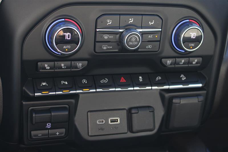 Used 2022 Chevrolet Silverado 1500 LTZ w/ LTZ Premium Package image 19