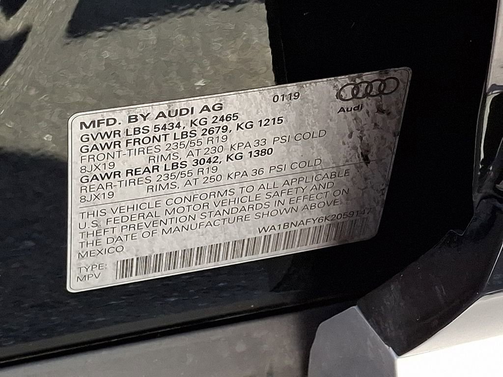 Used 2019 Audi Q5 Premium w/ Premium Plus Package AWD/4WD image 29