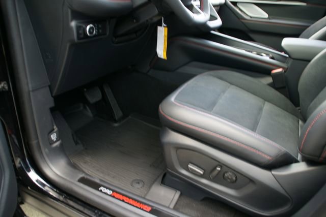 New 2026 Ford Explorer ST AWD/4WD image 17
