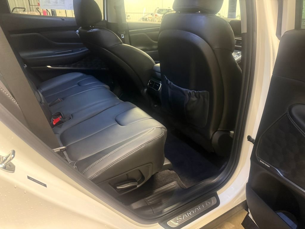 Certified 2023 Hyundai Santa Fe SEL Premium image 19