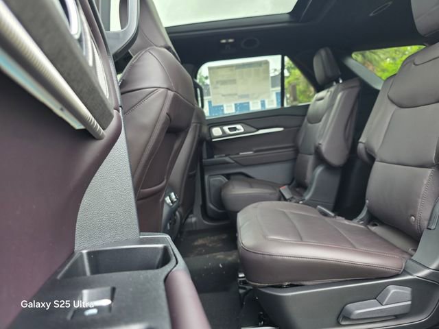 New 2026 Ford Explorer Platinum image 11