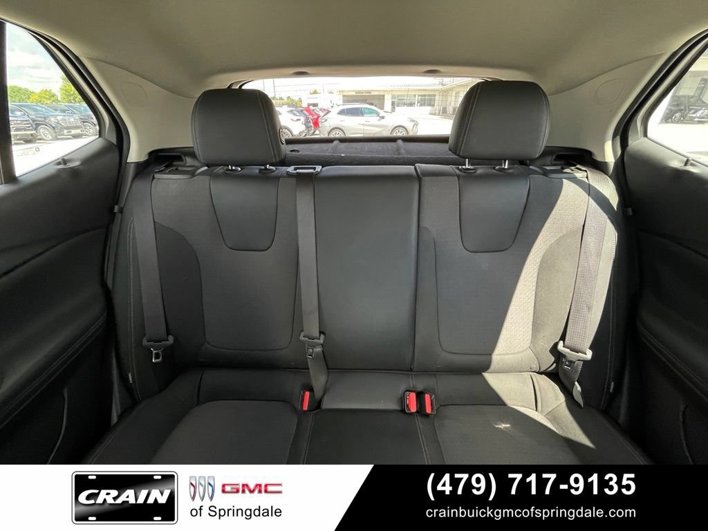 Used 2022 Buick Encore GX Preferred w/ Cold Weather Comfort Package AWD/4WD image 28