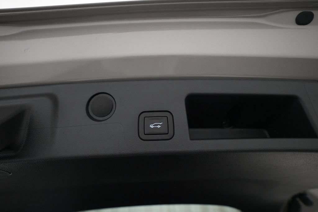 Used 2026 GMC Terrain Elevation w/ Elevation Premium Package AWD/4WD image 15