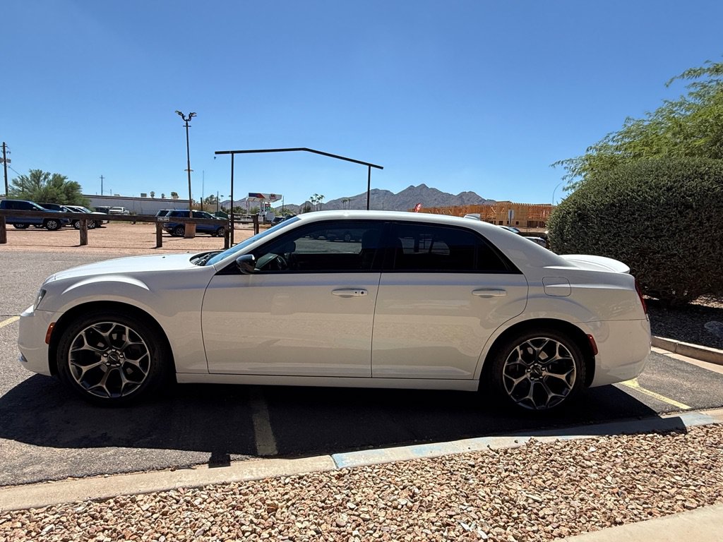 Used 2018 Chrysler 300 Touring w/ Sport Appearance Package RWD image 3