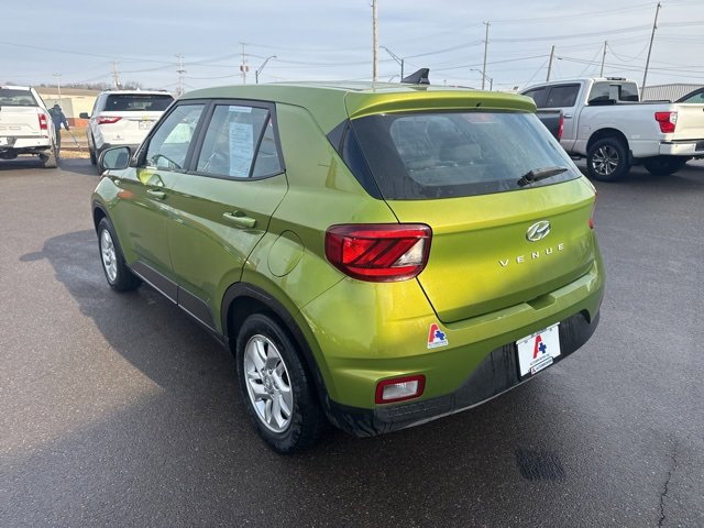 Used 2022 Hyundai Venue SE image 5