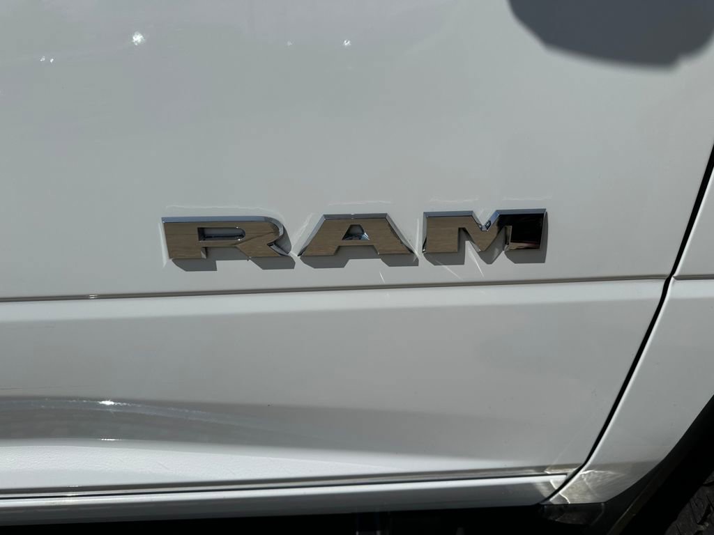 Used 2024 RAM 3500 Big Horn image 14