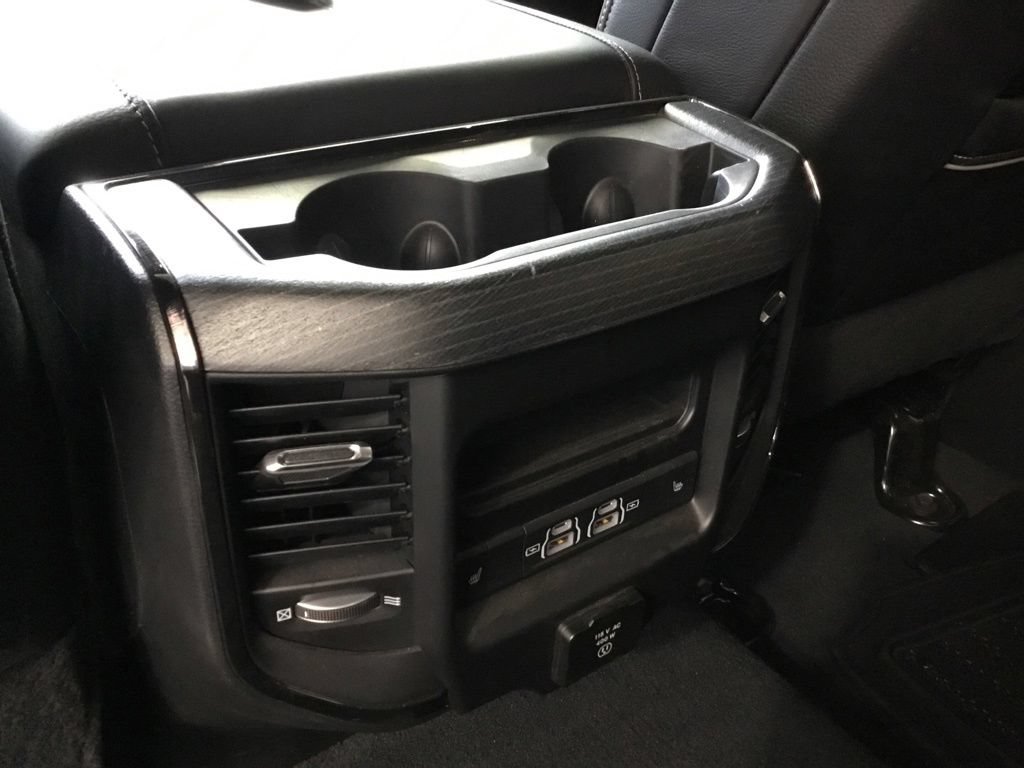 Used 2022 RAM 3500 Limited AWD/4WD image 34