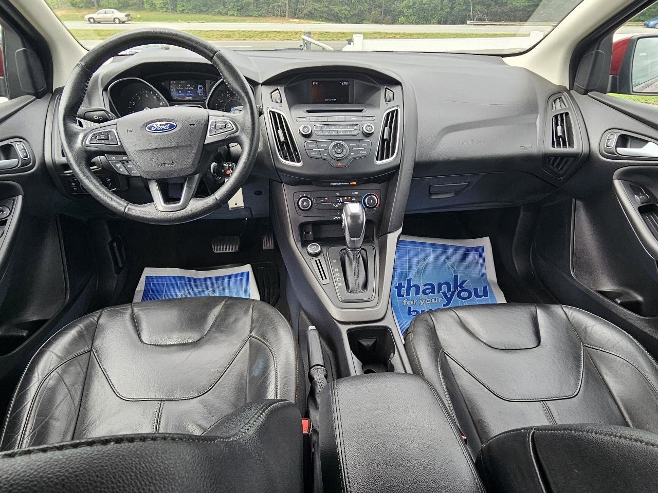 Used 2015 Ford Focus SE w/ Equipment Group 201A image 9