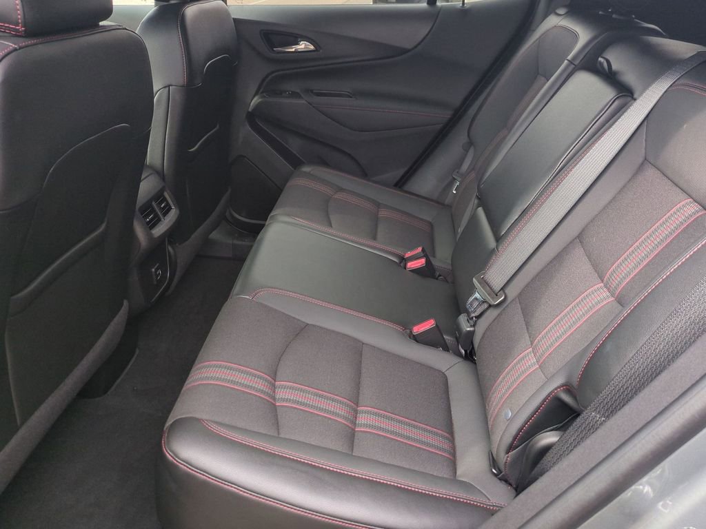 Used 2024 Chevrolet Equinox RS image 23