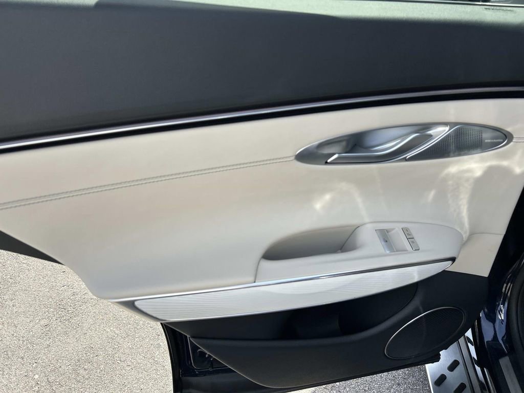 New 2026 Genesis GV70 2.5T Advanced image 22