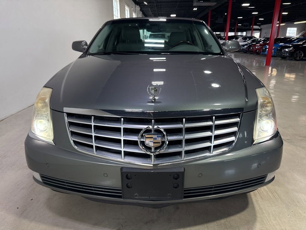 Used 2008 Cadillac DTS FWD image 9