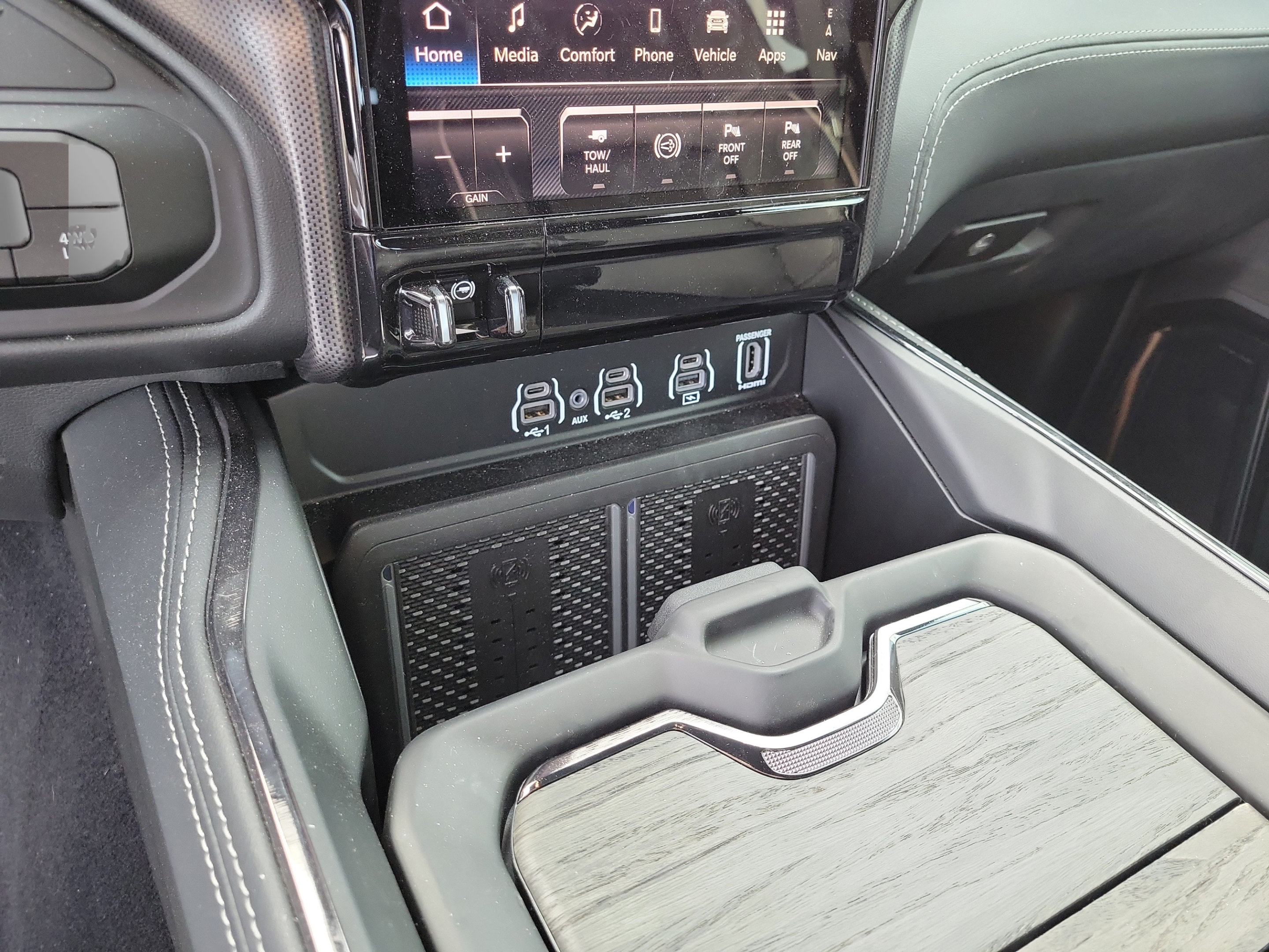 Certified 2025 RAM 2500 Limited AWD/4WD image 18