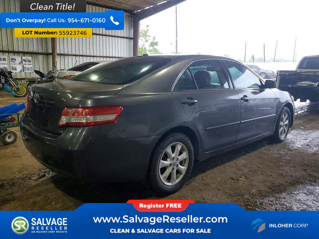 Used 2011 Toyota Camry LE w/ LE Extra-Value Pkg FWD image 4
