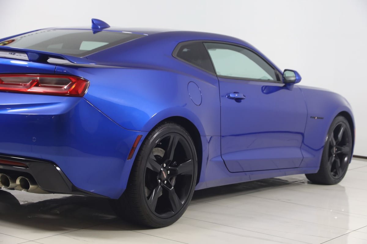 Used 2018 Chevrolet Camaro SS RWD image 58
