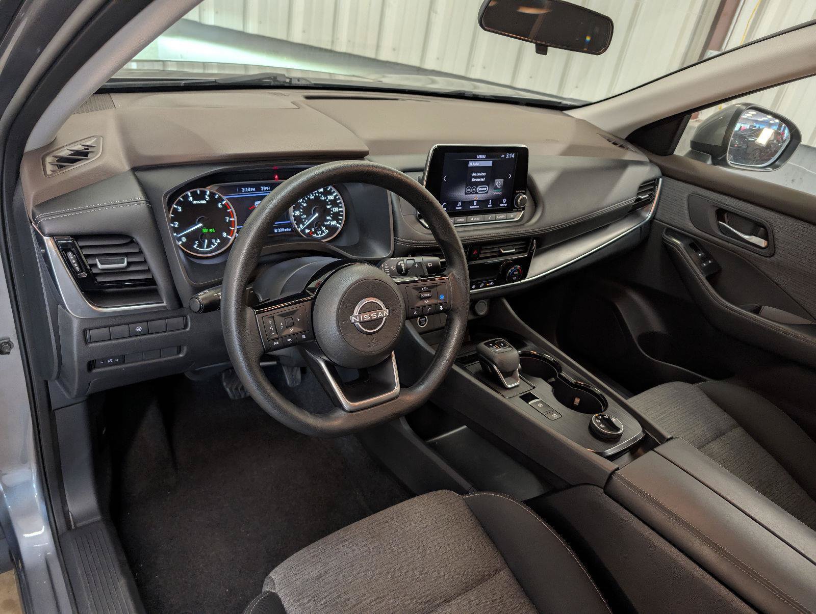 Used 2022 Nissan Rogue SV AWD/4WD image 4