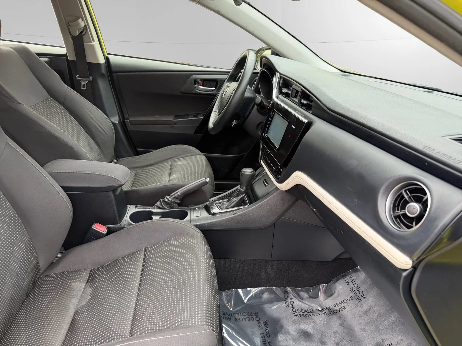 Used 2017 Toyota Corolla iM w/ Carpet Mat Package FWD image 16
