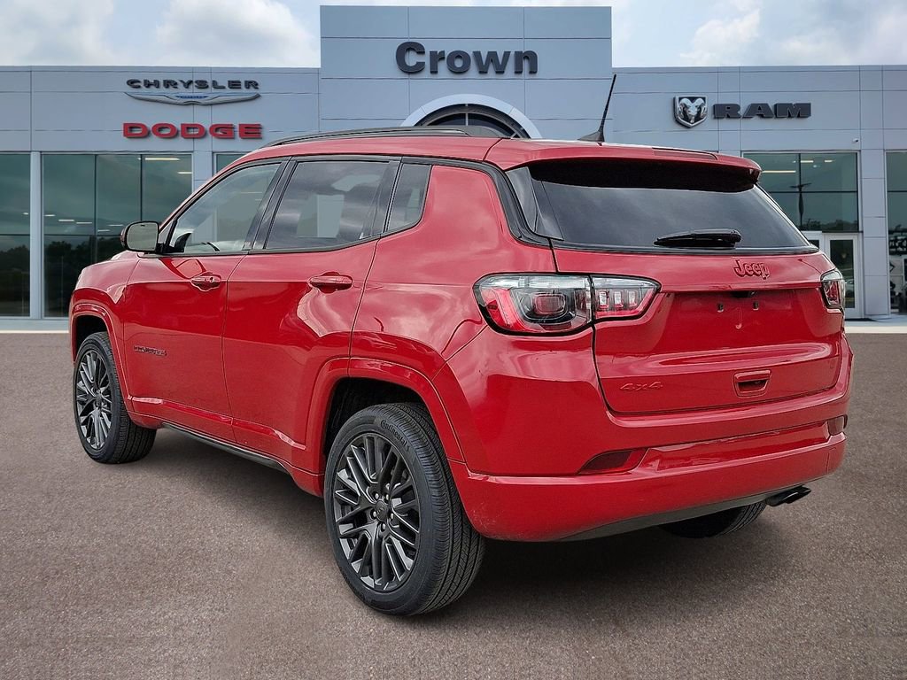 Used 2022 Jeep Compass Limited AWD/4WD image 4