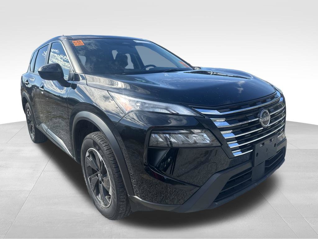 Used 2025 Nissan Rogue SV AWD/4WD image 10