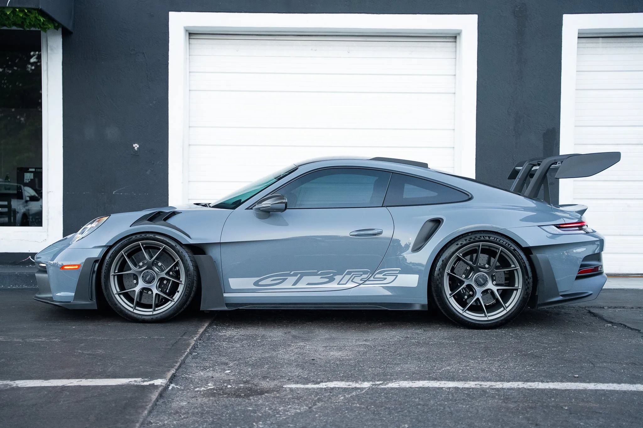 Used 2024 Porsche 911 GT3 RS RWD image 10