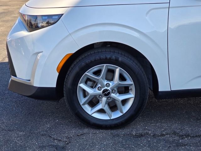 Used 2024 Kia Soul LX w/ Option Group 015 image 15