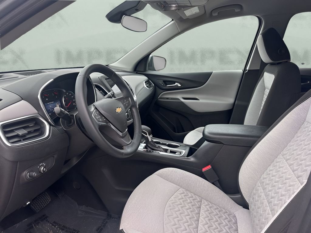 Used 2024 Chevrolet Equinox LT w/ Driver Convenience Package image 9