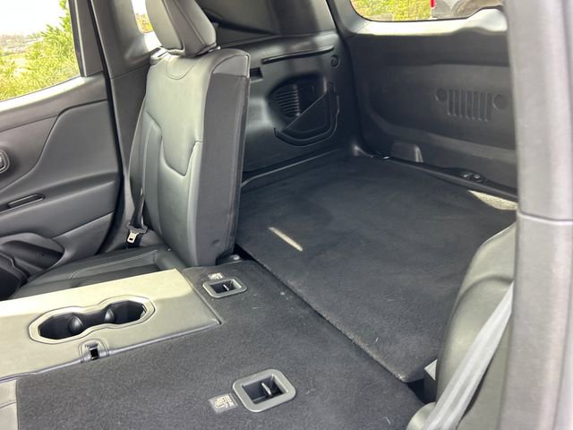 Used 2022 Jeep Renegade Limited image 45