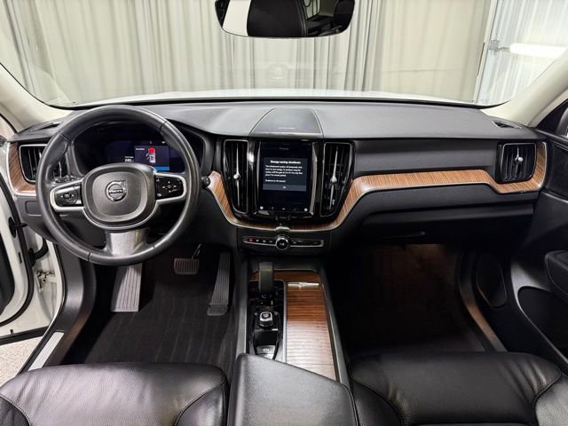 Used 2023 Volvo XC60 B5 Plus w/ Climate Package image 13