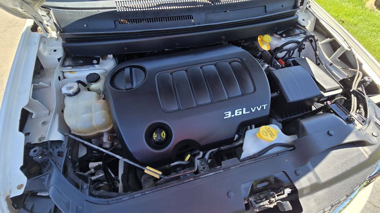Used 2014 Dodge Journey SXT FWD image 27