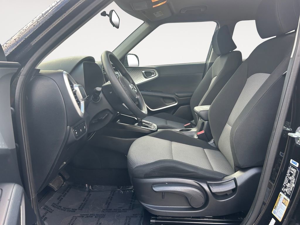 Used 2021 Kia Soul LX image 15