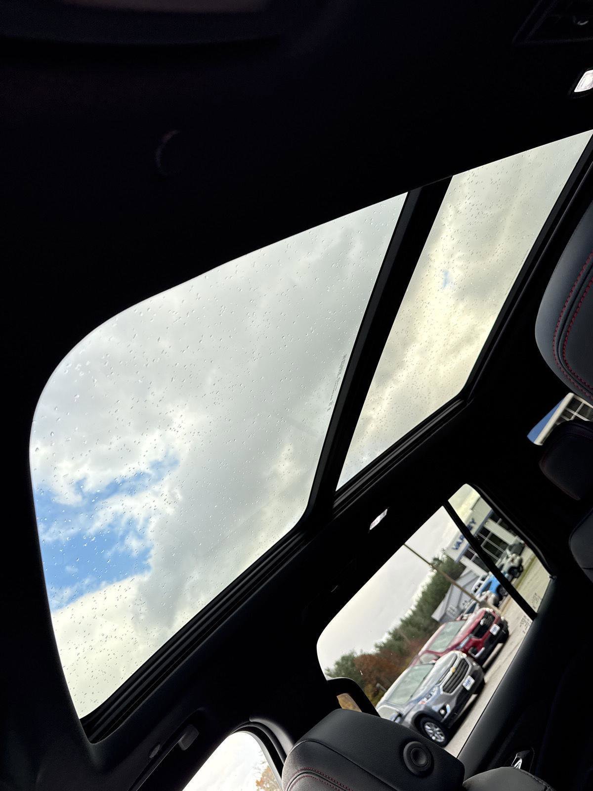 New 2026 Chevrolet Traverse RS w/ LPO, Floor Liner Package image 26