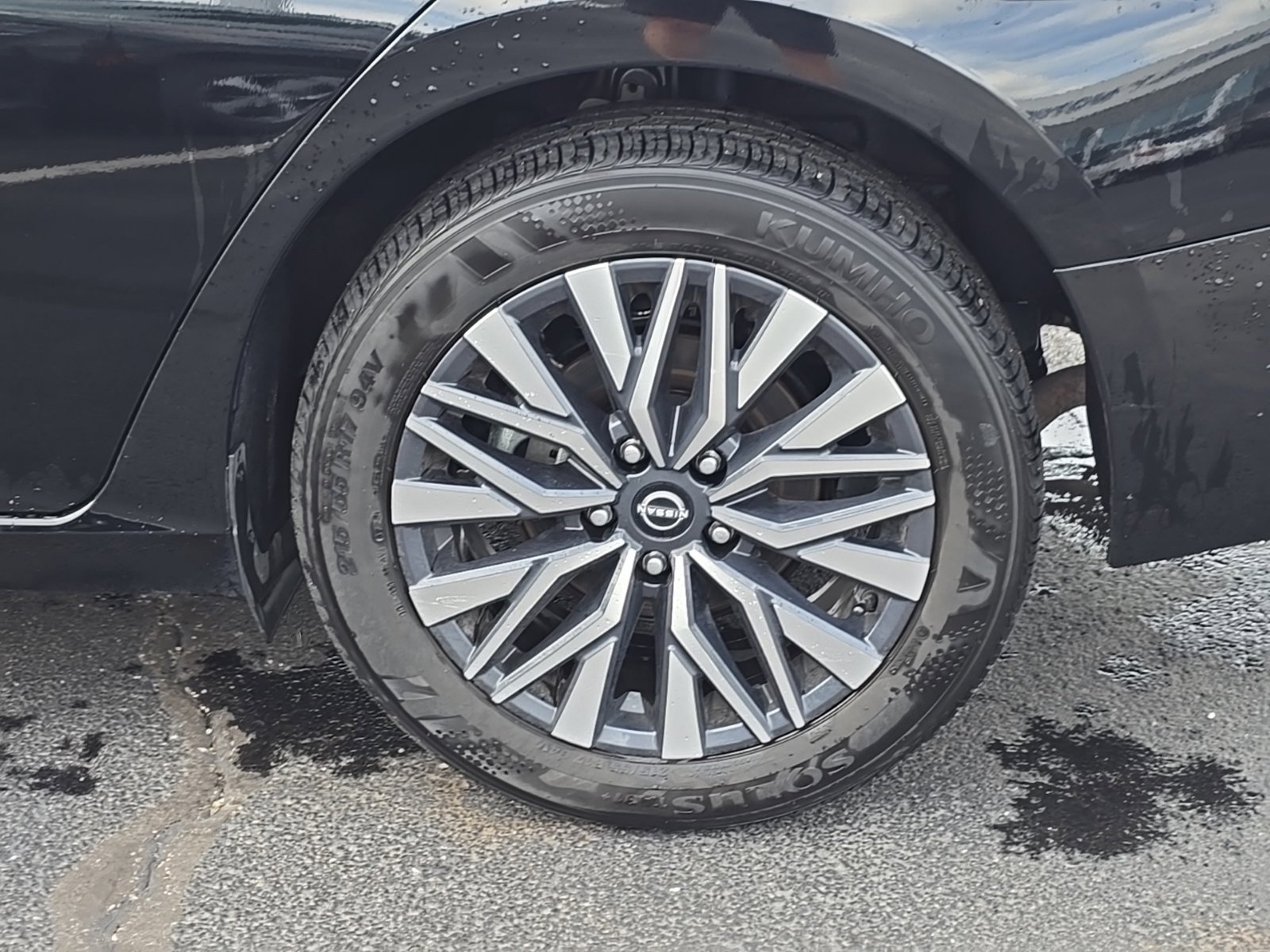 Used 2025 Nissan Altima 2.5 SV AWD/4WD image 48