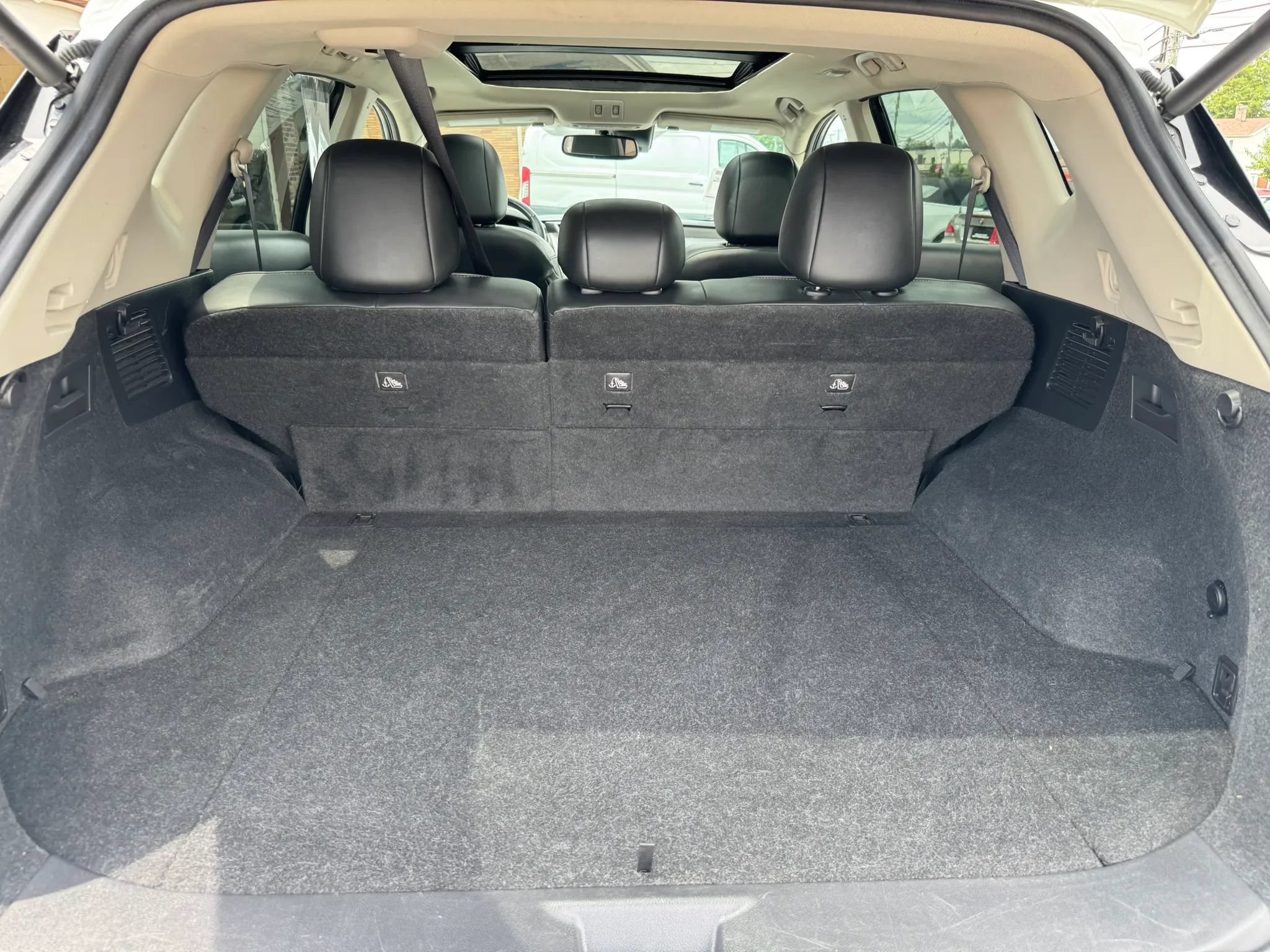 Used 2020 Nissan Murano Platinum w/ Cargo Package AWD/4WD image 33