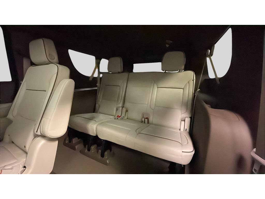 New 2026 GMC Yukon XL Denali w/ Sun & Power Step Package AWD/4WD image 16