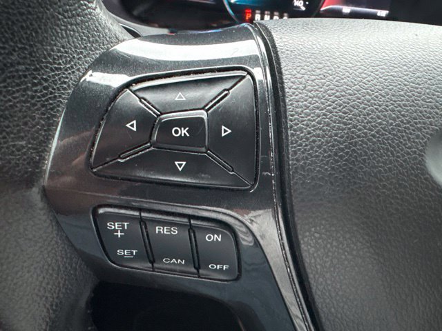 Used 2017 Ford Explorer XLT w/ Equipment Group 201A AWD/4WD image 24