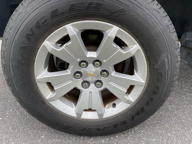 Used 2020 Chevrolet Colorado LT w/ Safety Package image 28