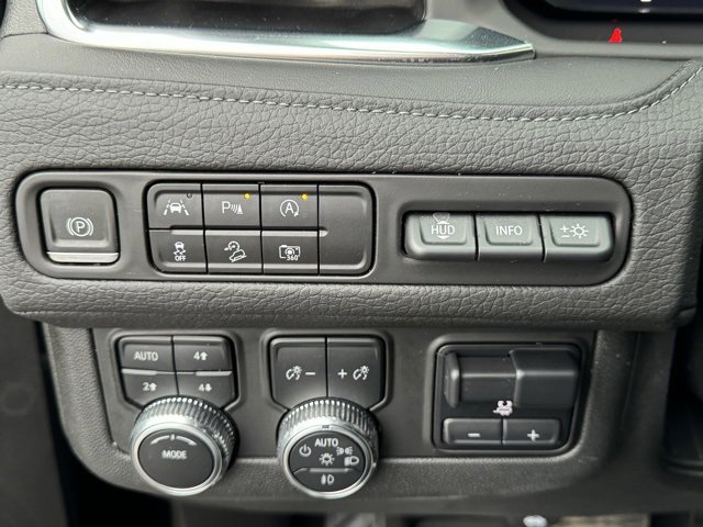 Used 2023 GMC Yukon XL Denali w/ Max Trailering Package image 23