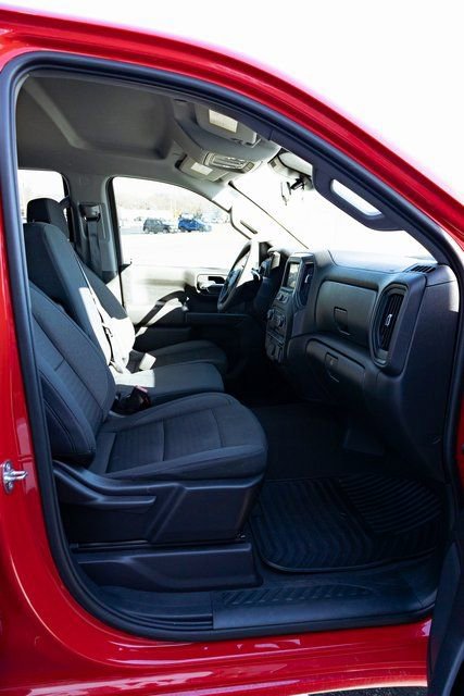 Used 2023 Chevrolet Silverado 1500 Custom Trail Boss w/ LPO, Dark Essentials Package image 12