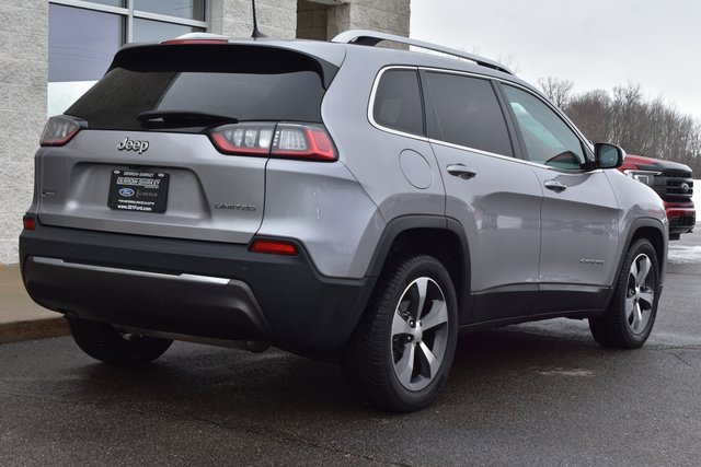 Used 2019 Jeep Cherokee Limited image 11