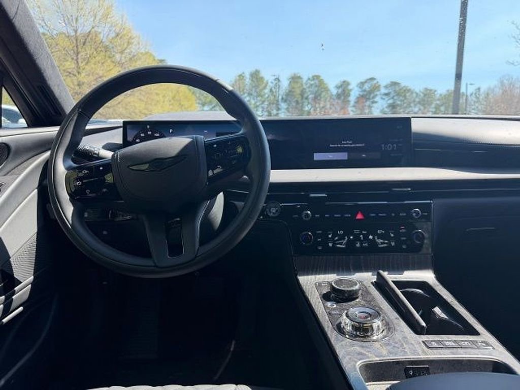 Used 2026 Genesis G80 3.5T Prestige image 4